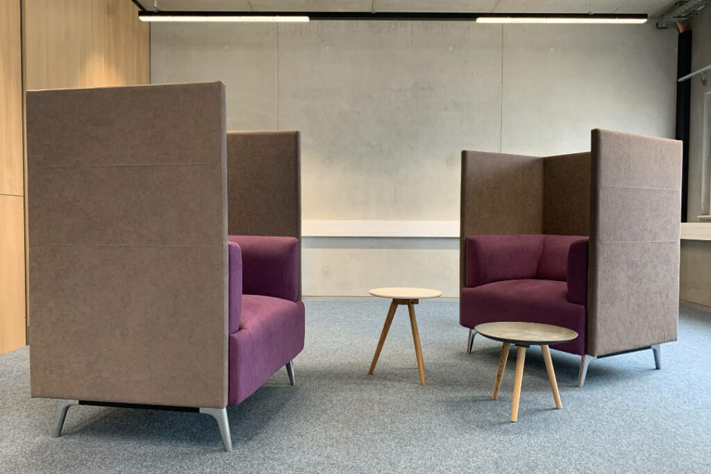 EFS_roomarts_Loungessel_Rückzug
