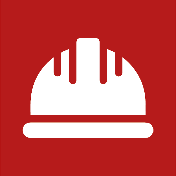 Ein weißer Bauarbeiterhelm auf rotem Hintergrund.